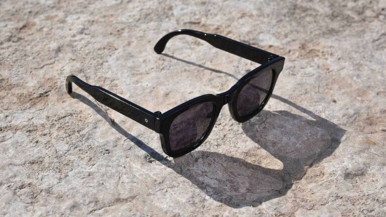 32°N versatile eyewear switches from sunglasses to reading glasses in just a swipe