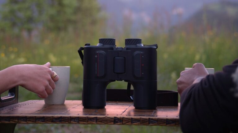 ENVISION: AR-Powered Smart Binoculars for Stars and Outdoor Exploration by Unistellar on Gadget Flow